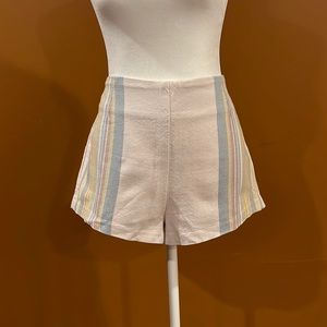 FREE PEOPLE WHITE STRIPED SHORTS SIZE 6